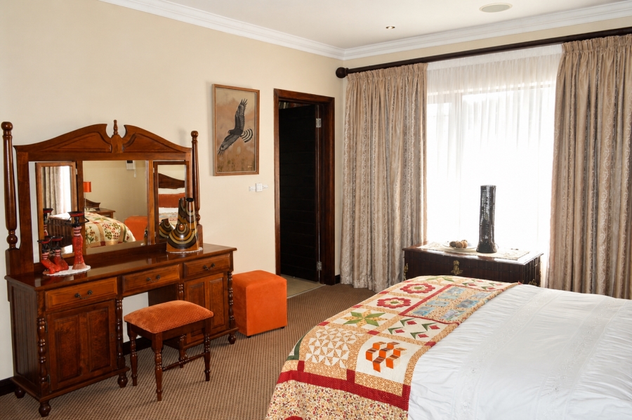 4 Bedroom Property for Sale in Wilkoppies North West